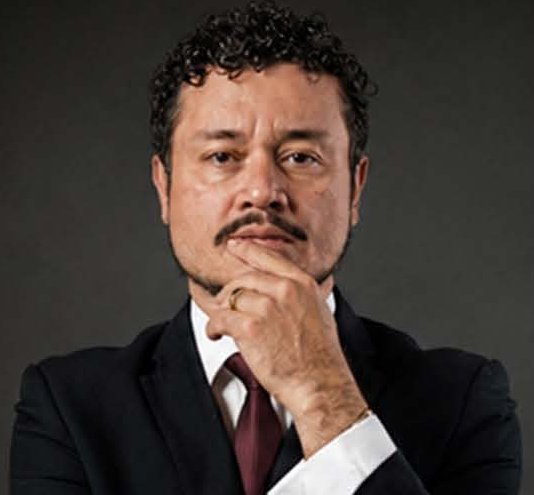 Dr. Wendel Chaves
